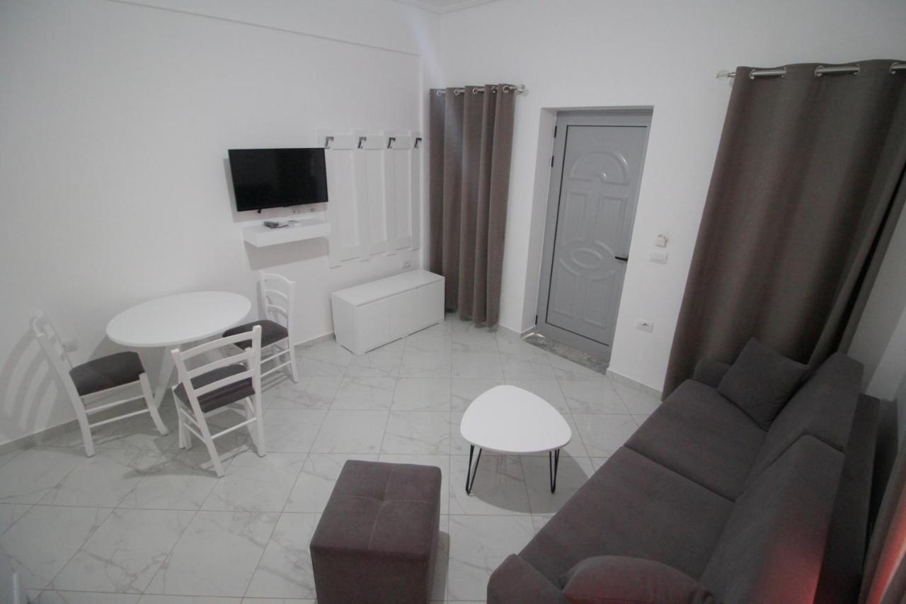 Sky Apartments Sarande Exterior photo