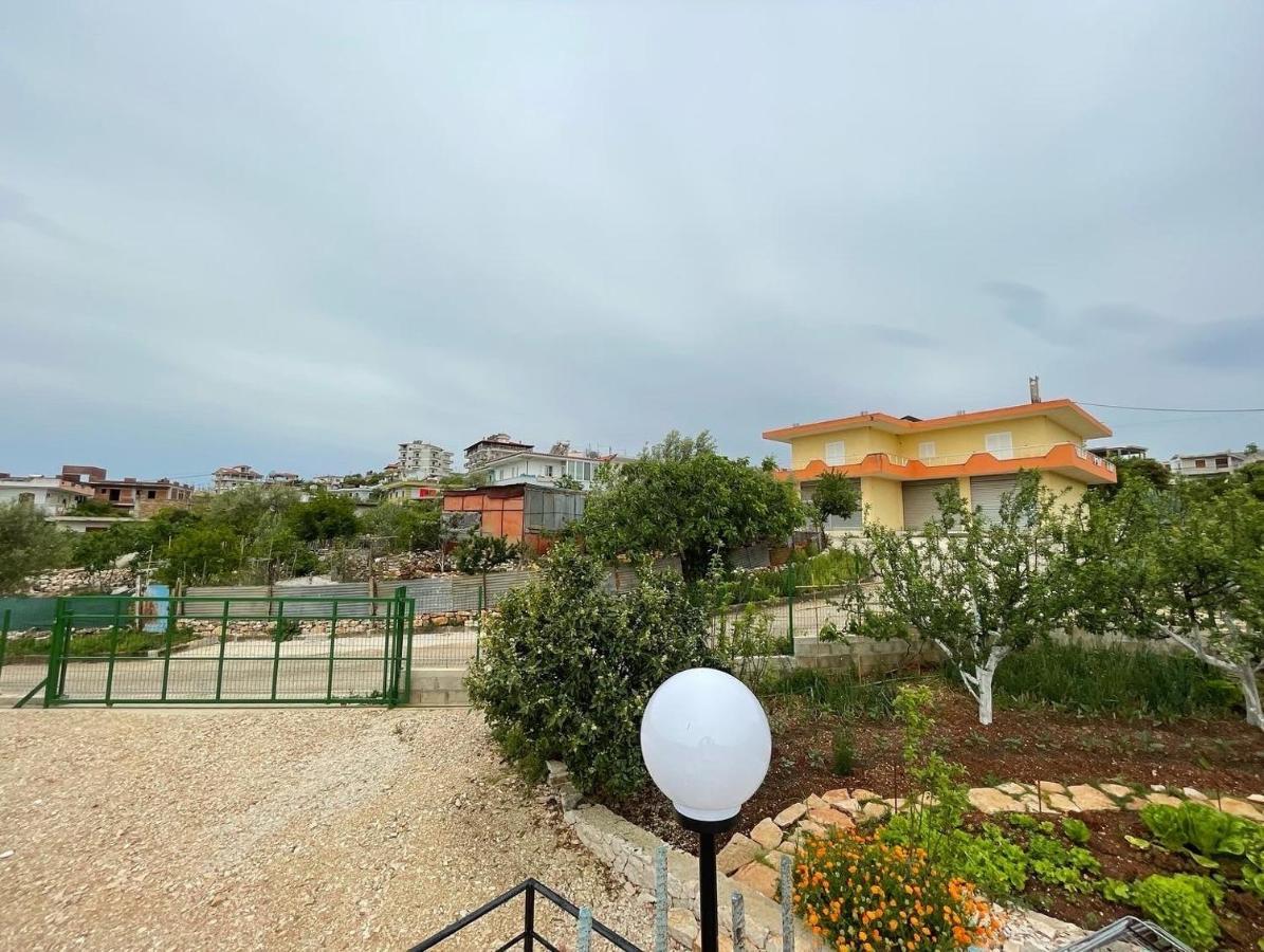 Sky Apartments Sarande Exterior photo