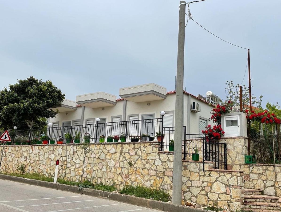 Sky Apartments Sarande Exterior photo